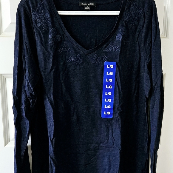Hilary Radley blue embroidered long sleeve knit size large - Picture 1 of 5